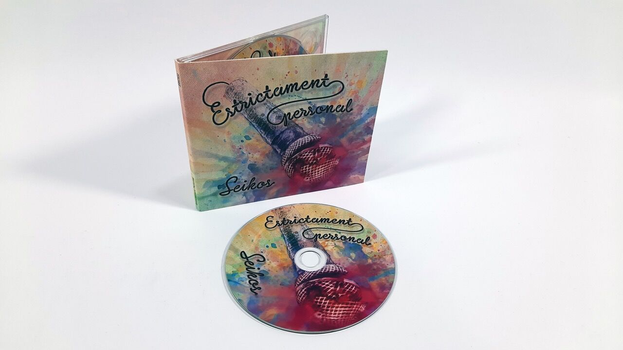 PK02. Digipack CD 2 cuerpos y 1 disco