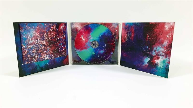 PK05. Digipack CD 3 cuerpos + 1 disco